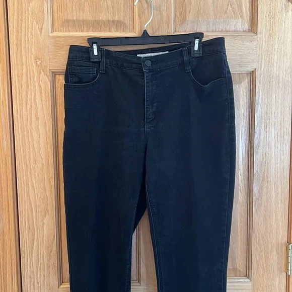Jones New York Jeans - Beautiful Black Pants - Lexington Straight - Size 12 - Picture 5 of 16